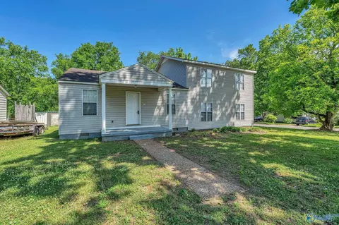 3411 15th Ave, Sheffield, AL 35660