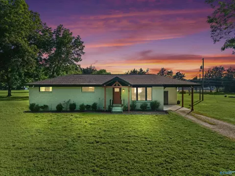 39 Old Somerville Rd, Decatur, AL 35603