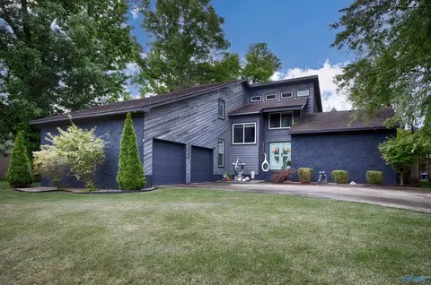 148 Kingswood Dr, Huntsville, AL 35806