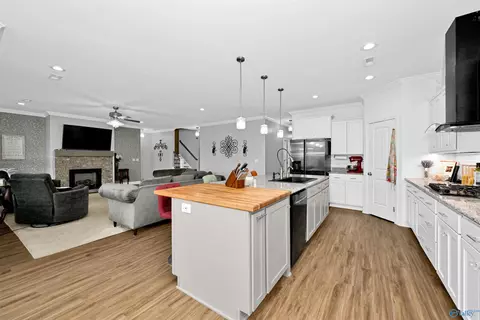 Kitchen - 2063 Austin Dr, Cullman, AL 35058 photo 5 of 5