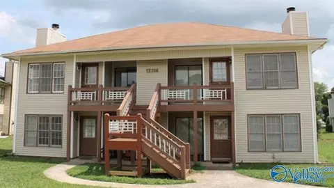 12106 Carriage Ct, Huntsville, AL 35803
