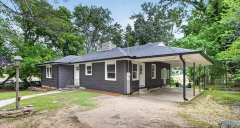 1816 Lookout Cir, Gadsden, AL 35904