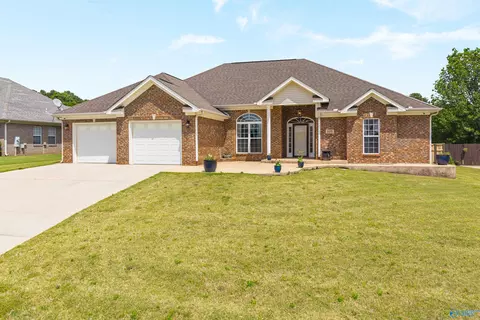 105 Tyler Will Dr, Harvest, AL 35749