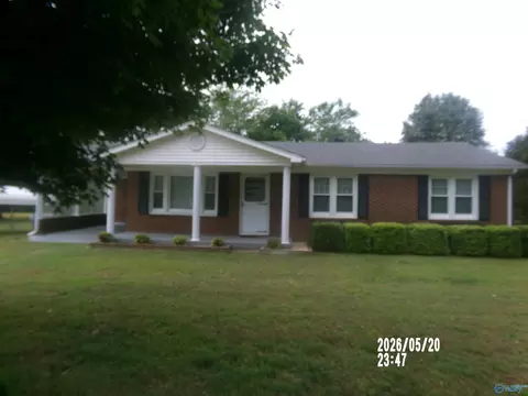 2204 Chisholm Rd, Iron City, TN 38463