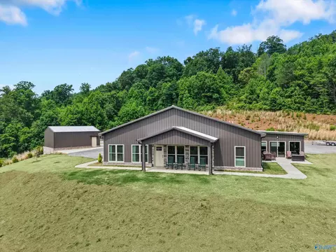 6269 Scottsboro Hwy, Scottsboro, AL 35769