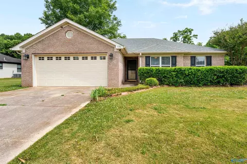 131 Poplar Green Ln, Harvest, AL 35749