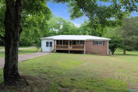 1370 County Road 12, Hollytree, AL 35751