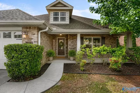 7601 Addison Dr, Huntsville, AL 35806