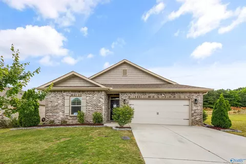 14765 London Ln, Athens, AL 35613