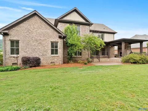 Exterior - 9 Braewick Pl, Gurley, AL 35748 photo 4 of 8