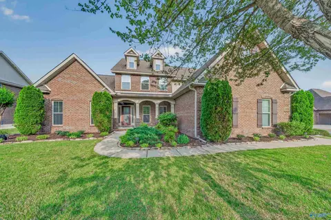 113 Shiloh Creek Dr, Madison, AL 35758
