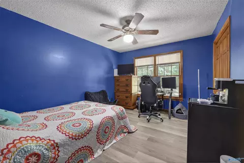 Bedroom - 222 Dee Ann Rd, Trinity, AL 35673 photo 3 of 5