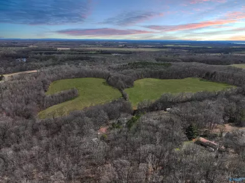 10 Grover Dr, Athens, AL 35611