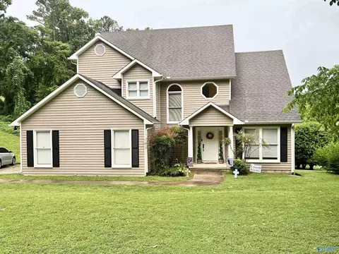 3392 Cedar Ln, Guntersville, AL 35976