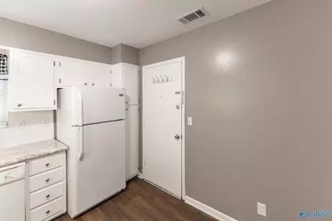 8207 Bailey Cove Rd UNIT C, Huntsville, AL 35802