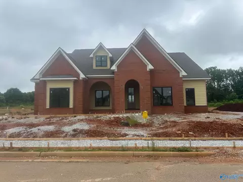 16246 Maggie Ct, Athens, AL 35613