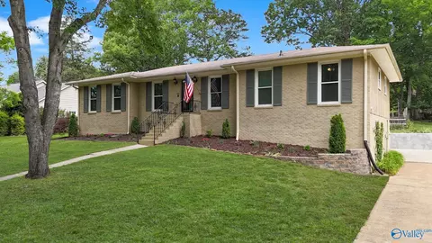 2609 SE Galahad Dr, Huntsville, AL 35803