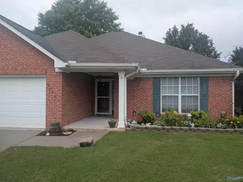 2614 Quail Ridge Ln, Huntsville, AL 35803