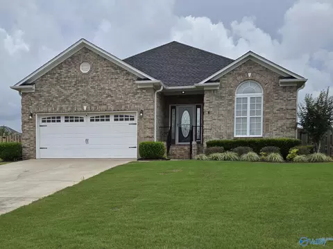 25832 Jamie Ln, Athens, AL 35613