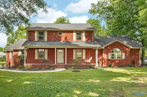 15897 Zehner Rd, Athens, AL 35611