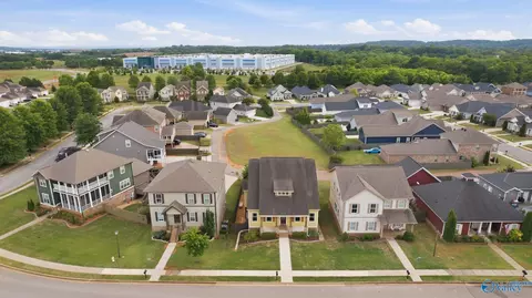 6408 Midtowne Ln, Huntsville, AL 35806