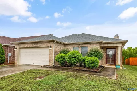 156 Gardengate Dr, Harvest, AL 35749