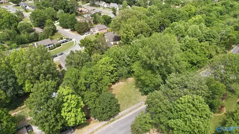 3033 Box Canyon Rd, Huntsville, AL 35803