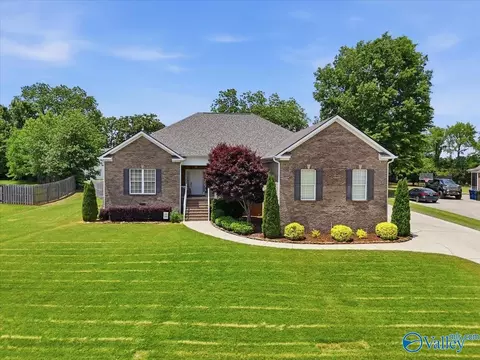 307 Sunnyslope Trl, Madison, AL 35757