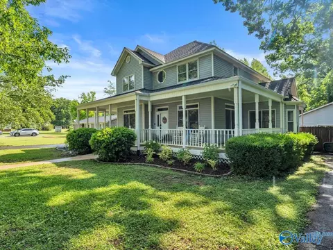 6514 Moores Mill Rd, Huntsville, AL 35811