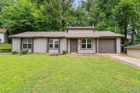 3127 Gayhart Dr, Huntsville, AL 35810