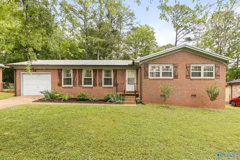2309 Laverne Dr, Huntsville, AL 35810