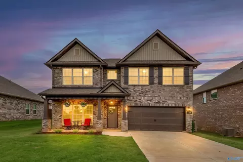 14262 Harvest Ridge Ln, Athens, AL 35611
