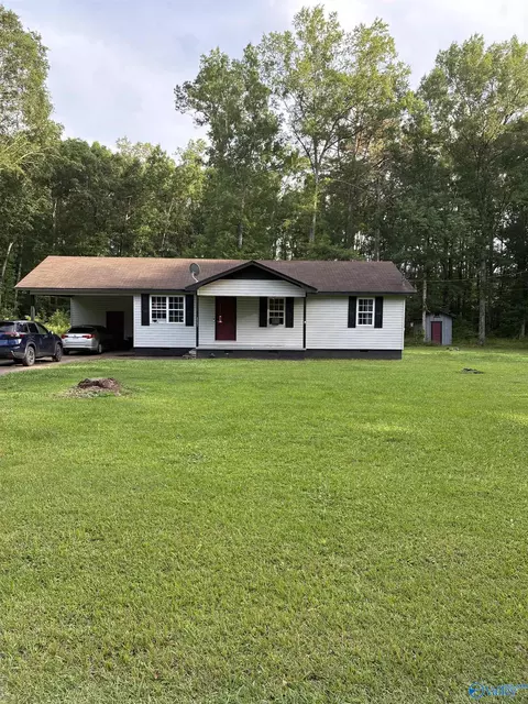 3750 Black Rd, Rainbow City, AL 35906