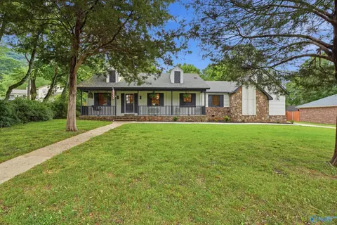 1304 Siniard Dr, Huntsville, AL 35803