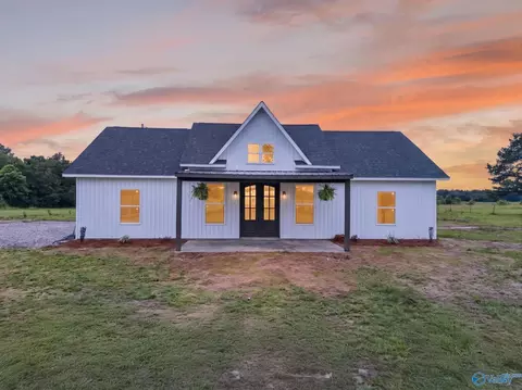 380 County Road 164, Centre, AL 35960