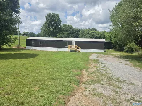 13458 Hickory Hills Rd, Athens, AL 35614