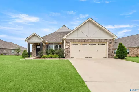 236 Dustin Ln, Madison, AL 35757