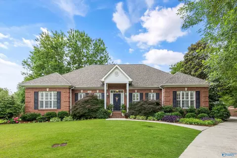 2902 Winterberry Way, Owens Cross Roads, AL 35763