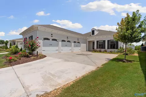249 Farmhouse Dr, Madison, AL 35757