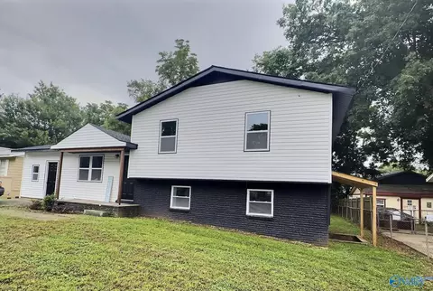517 Lisa Ln, Huntsville, AL 35811