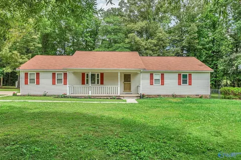 23718 Laura Leigh Ln, Athens, AL 35613