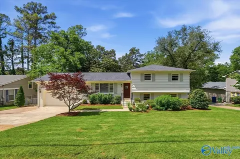 2806 Briarwood Dr, Huntsville, AL 35801