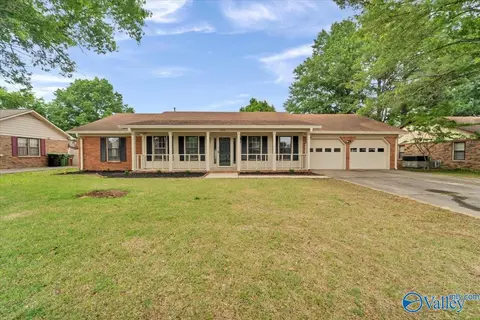 2214 Anderson Dr, Decatur, AL 35603