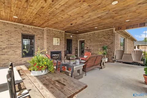 Exterior - 260 County Road 470, Trinity, AL 35673 photo 9 of 13