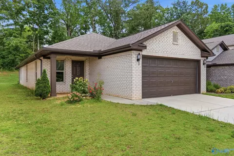 14524 Ravenel Dr, Harvest, AL 35749