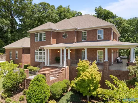 2101 Springhouse Rd, Huntsville, AL 35802