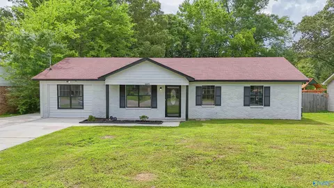 1609 Saginaw Ln, Decatur, AL 35603