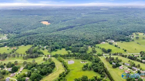 5904 Greenhill Blvd, Fort Payne, AL 35967