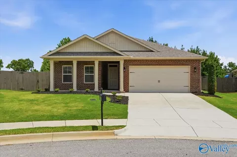 14774 London Ln, Athens, AL 35613