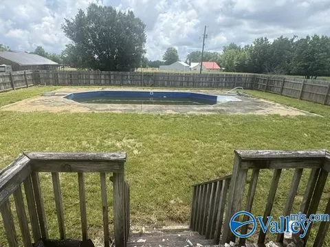 Exterior - 5030 Highway 71, Dutton, AL 35744 photo 7 of 7